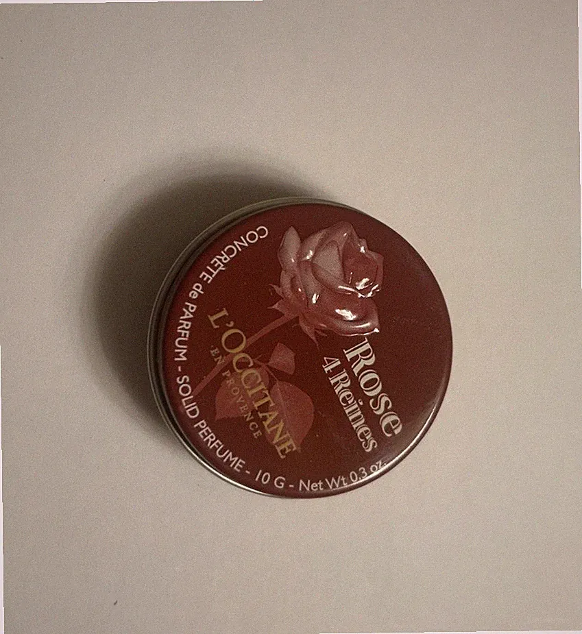 L'OCCITANE ROSE 4 REINES CONCRETE DE PARFUM SOLID PERFUME 10g/.3 OZ RARE NEW